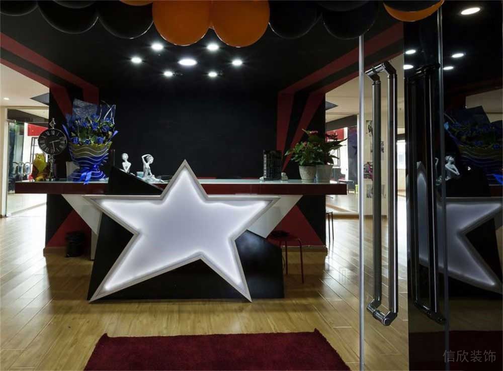 深圳市龍華區(qū)觀瀾童星璀璨西南國際培訓學校前臺 深圳市龍華區(qū)觀瀾童星璀璨西南國際培訓學校前臺