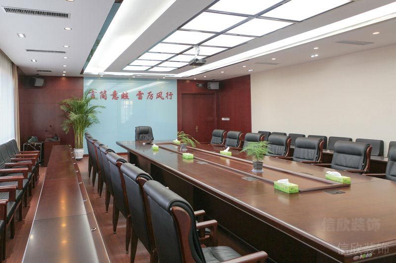 龍華辦公室裝修討論區(qū)實景圖