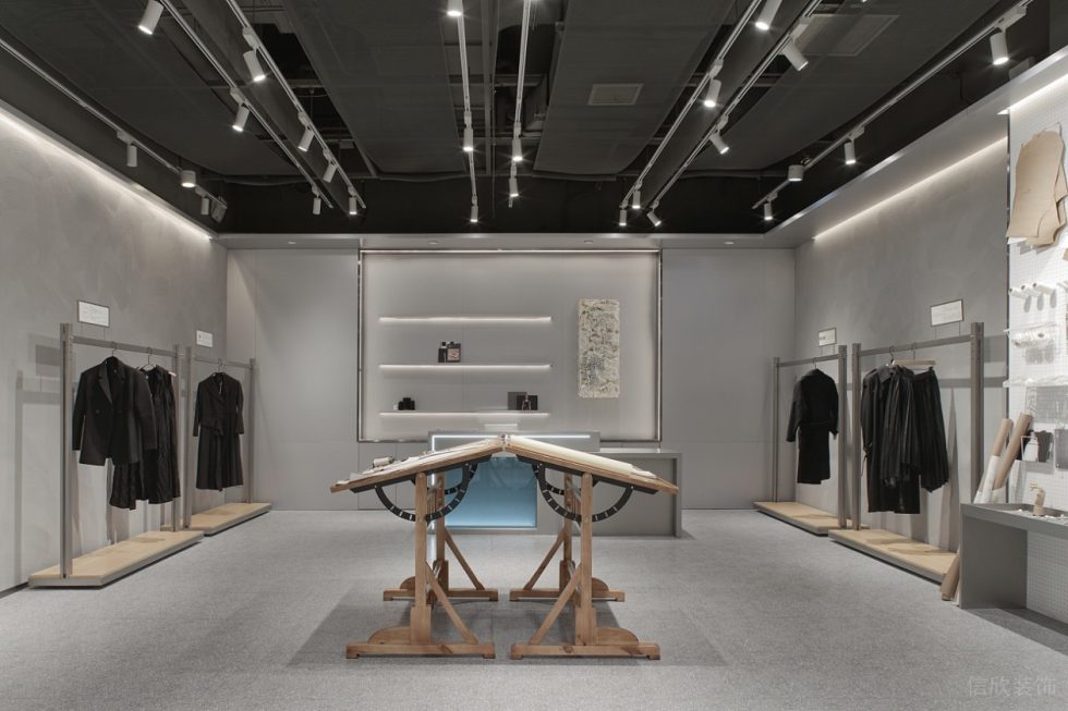 深圳市龍崗區(qū)坂田“一尚門(mén)”買(mǎi)手店裝修衣服展示區(qū) (5)