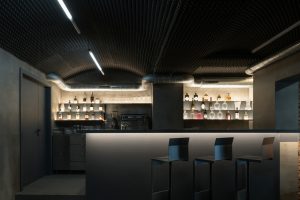 深圳龍華復(fù)古工業(yè)極簡(jiǎn)風(fēng)酒吧吧臺(tái)裝修設(shè)計(jì)